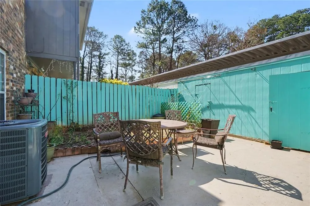 697 Garden Walk Drive Stone Mountain, GA 30083