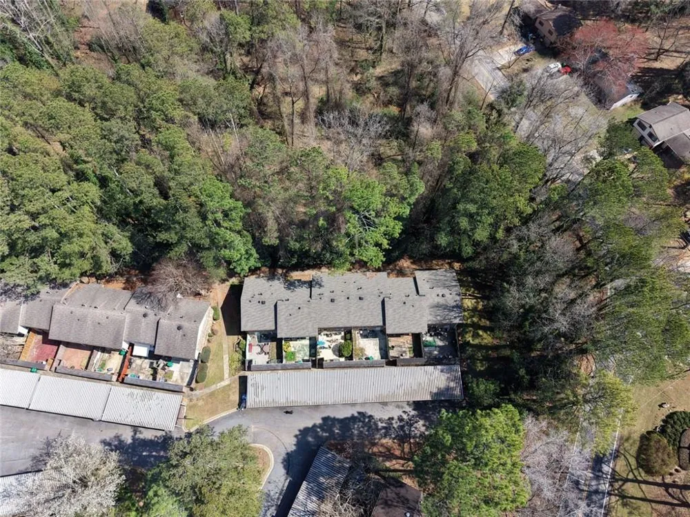 697 Garden Walk Drive Stone Mountain, GA 30083