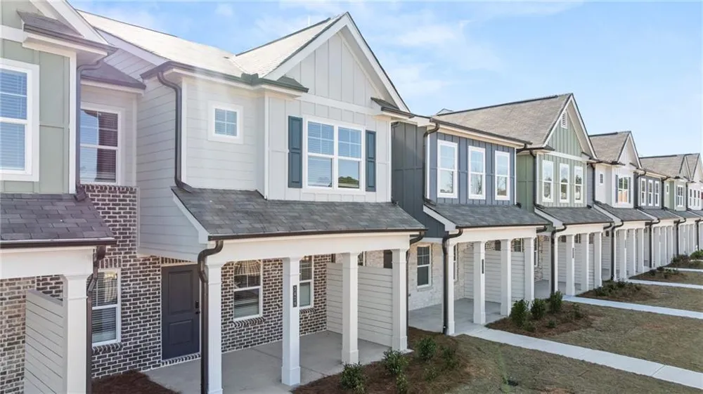 3263 Lake Carlton Road #23 Loganville, GA 30052