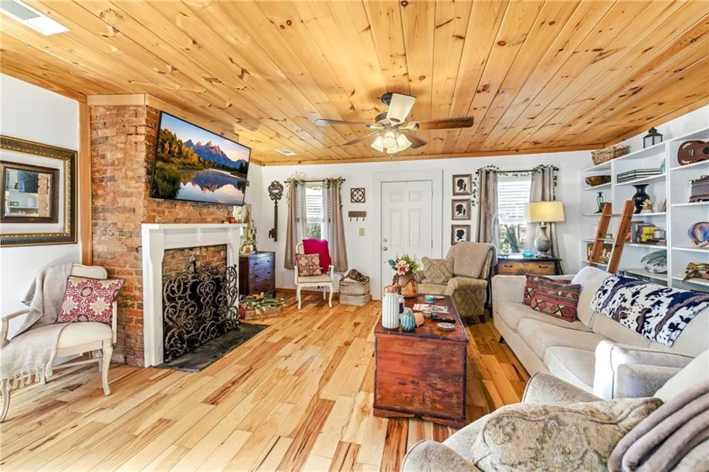 314 Holley Street Demorest, GA 30535