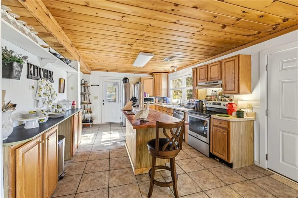 314 Holley Street Demorest, GA 30535