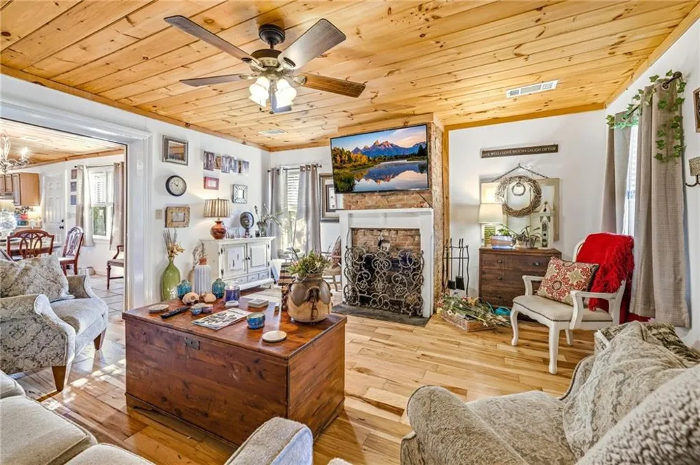 314 Holley Street Demorest, GA 30535