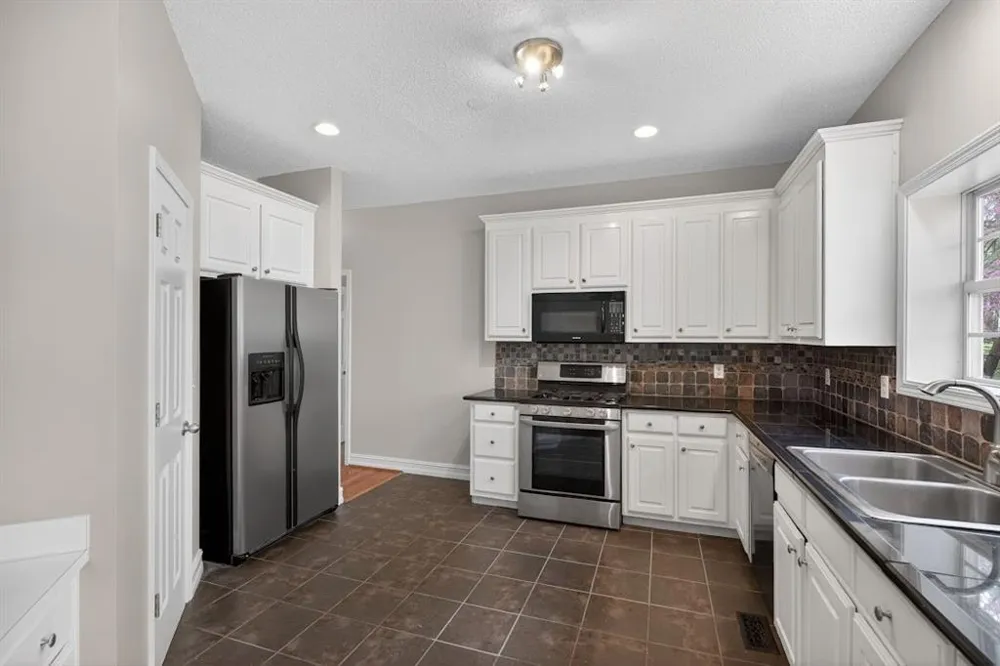 8993 Dornoch Circle Winston, GA 30187