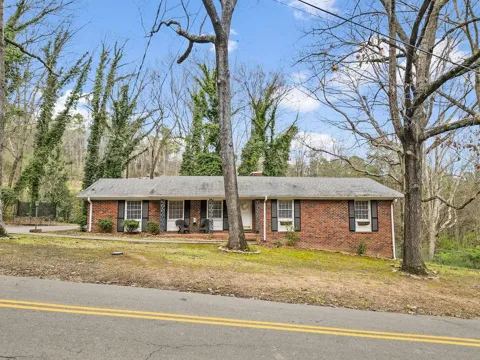 206 Hammond Drive