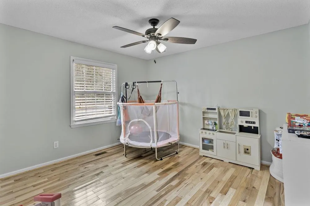 206 Hammond Drive Summerville, GA 30747