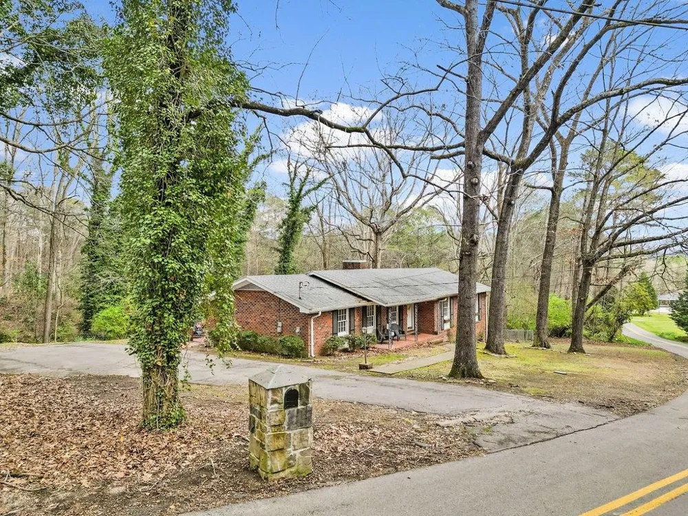 206 Hammond Drive Summerville, GA 30747