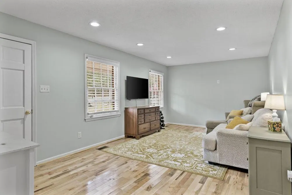 206 Hammond Drive Summerville, GA 30747