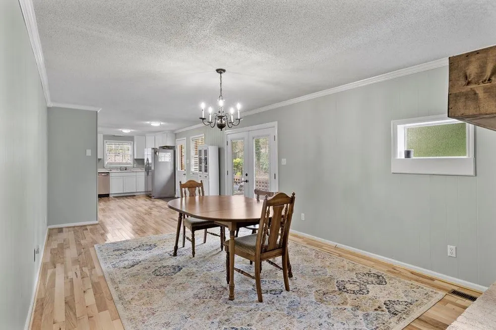 206 Hammond Drive Summerville, GA 30747