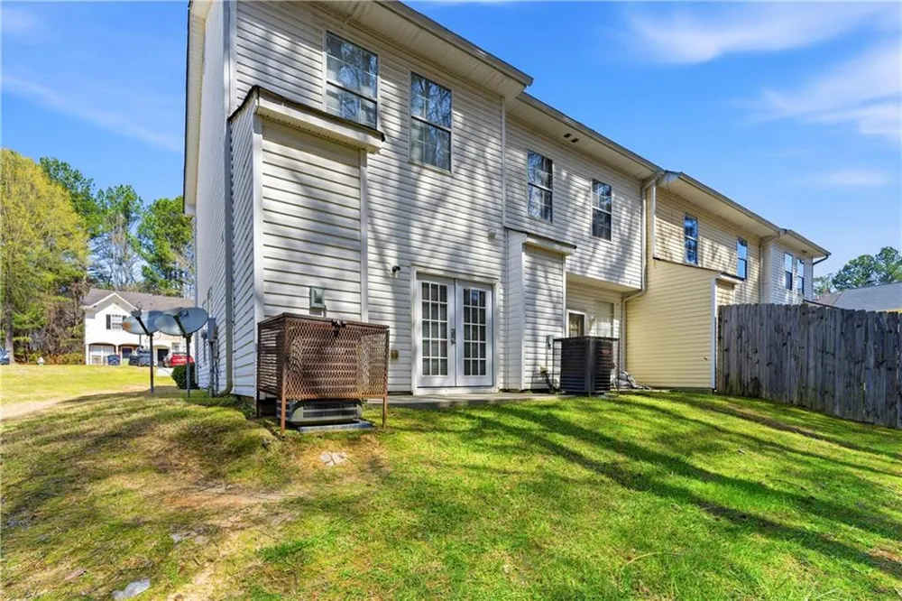 1686 Camden Forrest Trail Riverdale, GA 30296