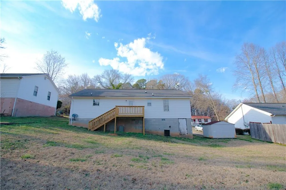 5674 Maiden Lane Lula, GA 30554