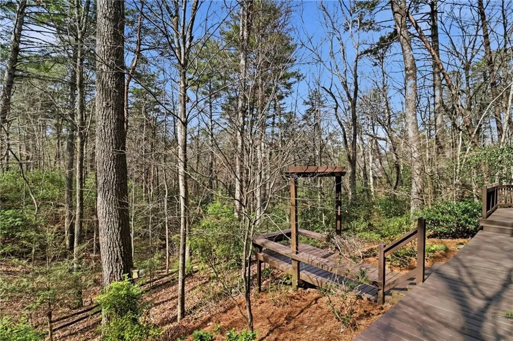 89 Bluestern Drive NW Big Canoe, GA 30143