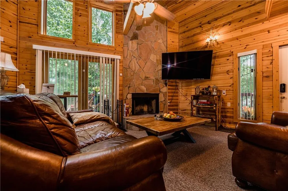 15 Alm Strasse Helen, GA 30545