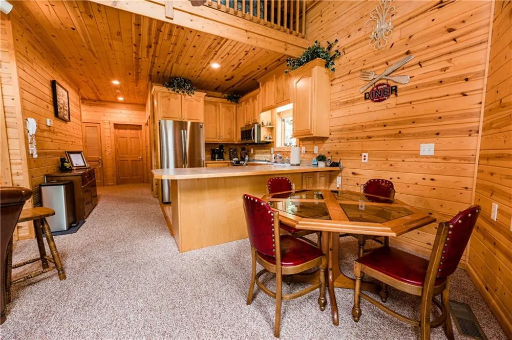 15 Alm Strasse Helen, GA 30545