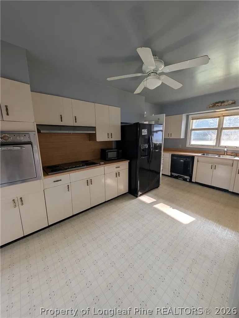 1503 Lake View Road S Fairmont, NC 28340