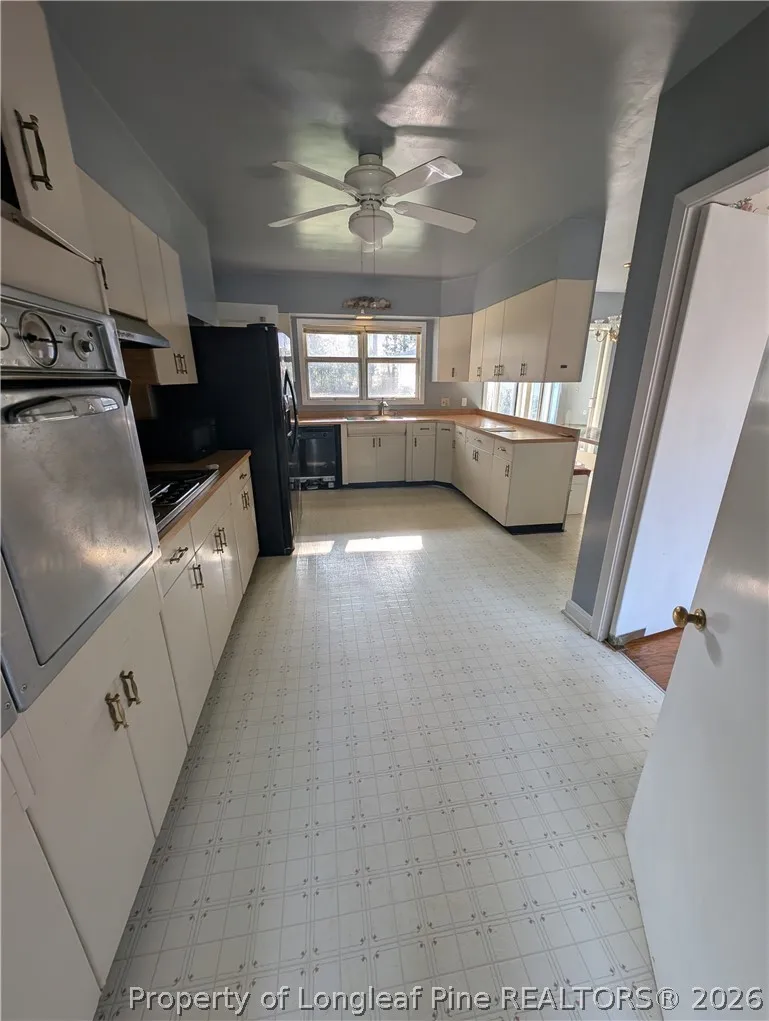 1503 Lake View Road S Fairmont, NC 28340