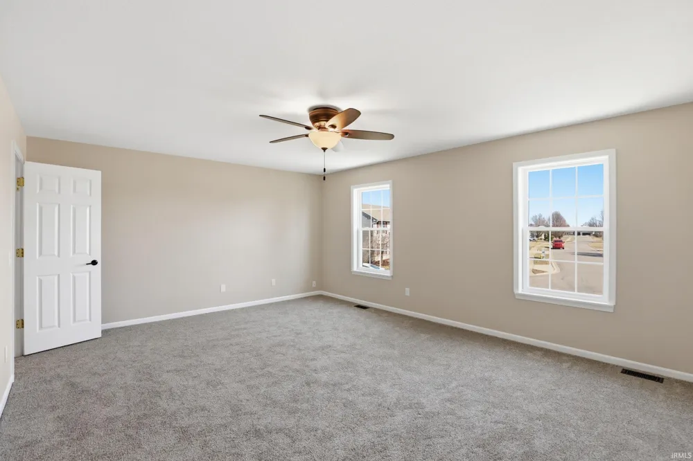 10832 Deep Creek Court Fort Wayne, IN 46804