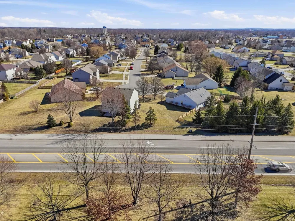 10832 Deep Creek Court Fort Wayne, IN 46804