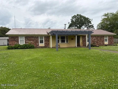 3 Pemberton Circle