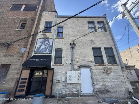 228 Yazoo Avenue