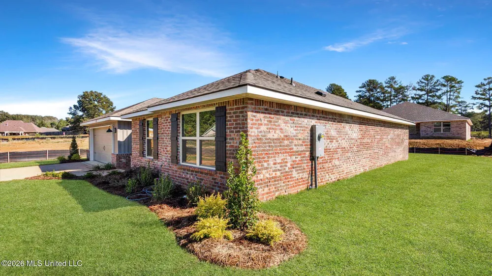 268 Raulston Drive Byram, MS 39272