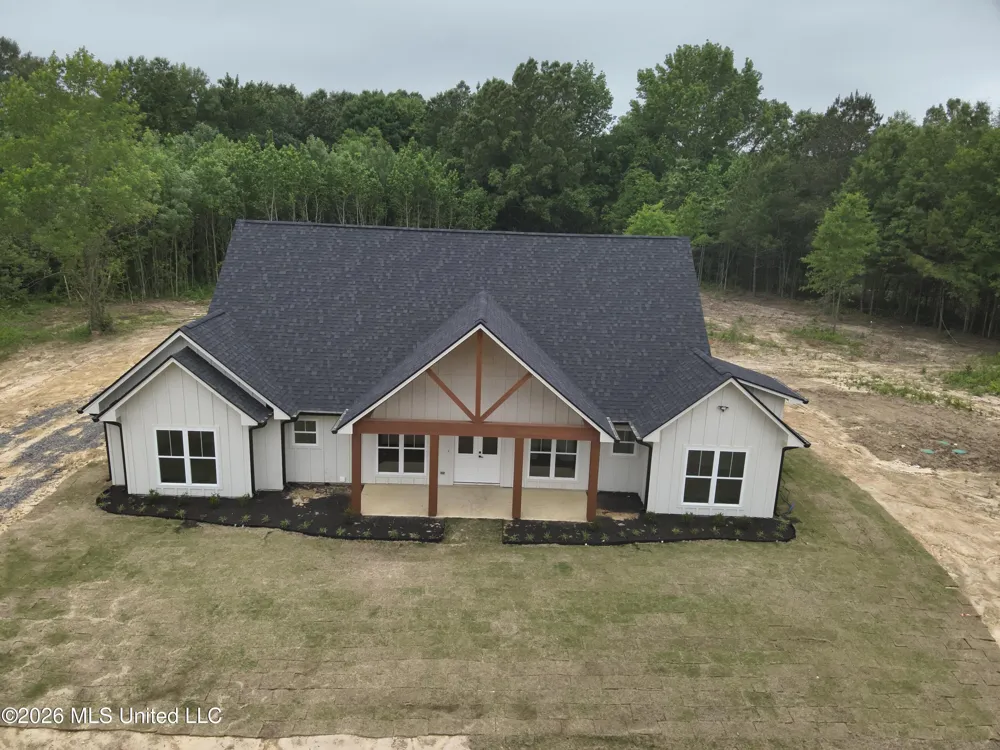 2165 Mississippi 43 Pelahatchie, MS 39145