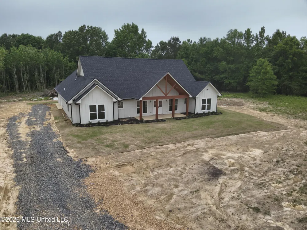 2165 Mississippi 43 Pelahatchie, MS 39145