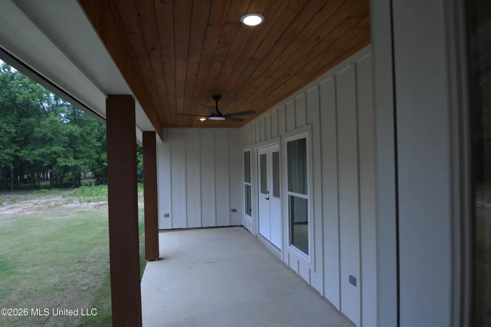 2165 Mississippi 43 Pelahatchie, MS 39145