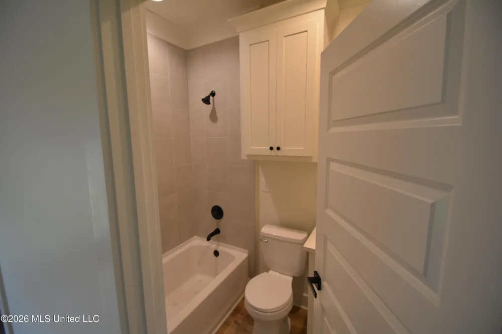 2165 Mississippi 43 Pelahatchie, MS 39145