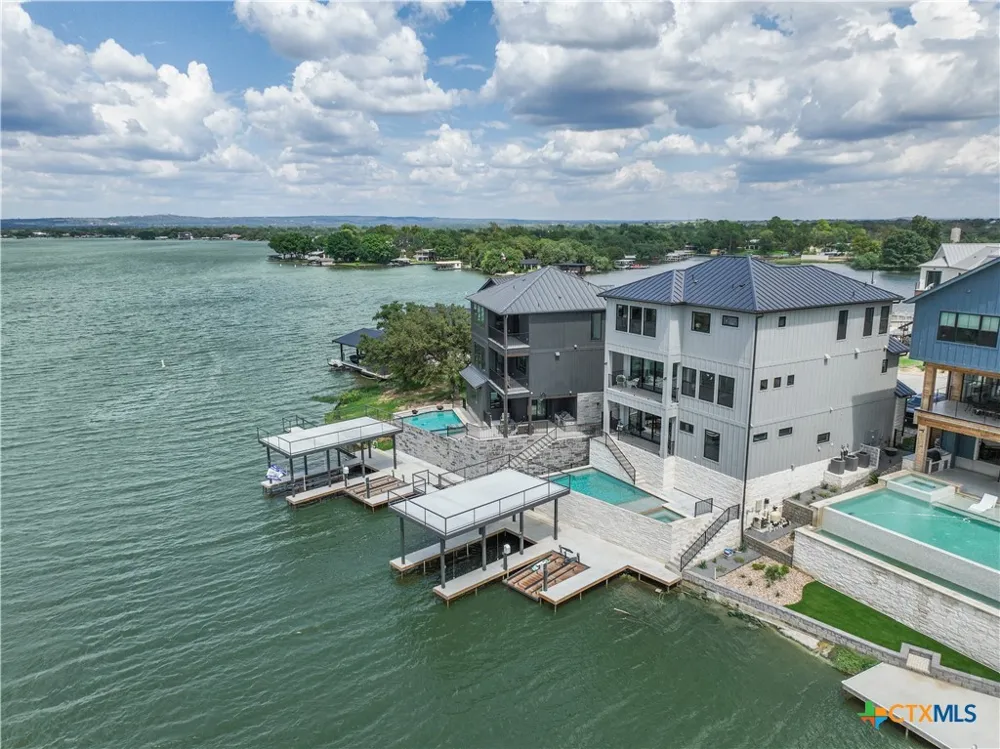 171 Pointview Drive Granite Shoals, TX 78654