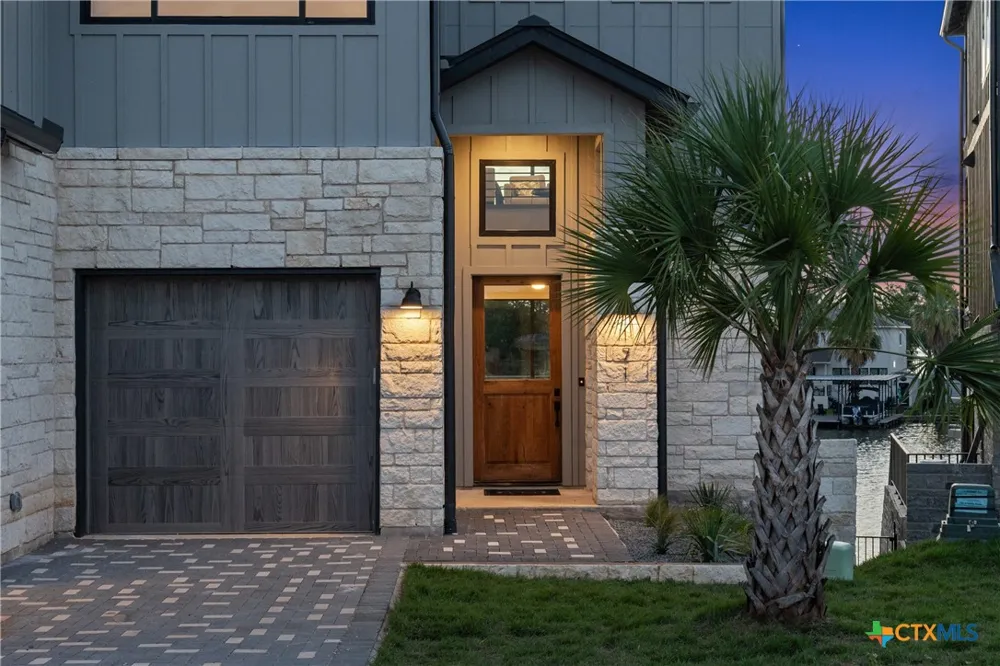171 Pointview Drive Granite Shoals, TX 78654