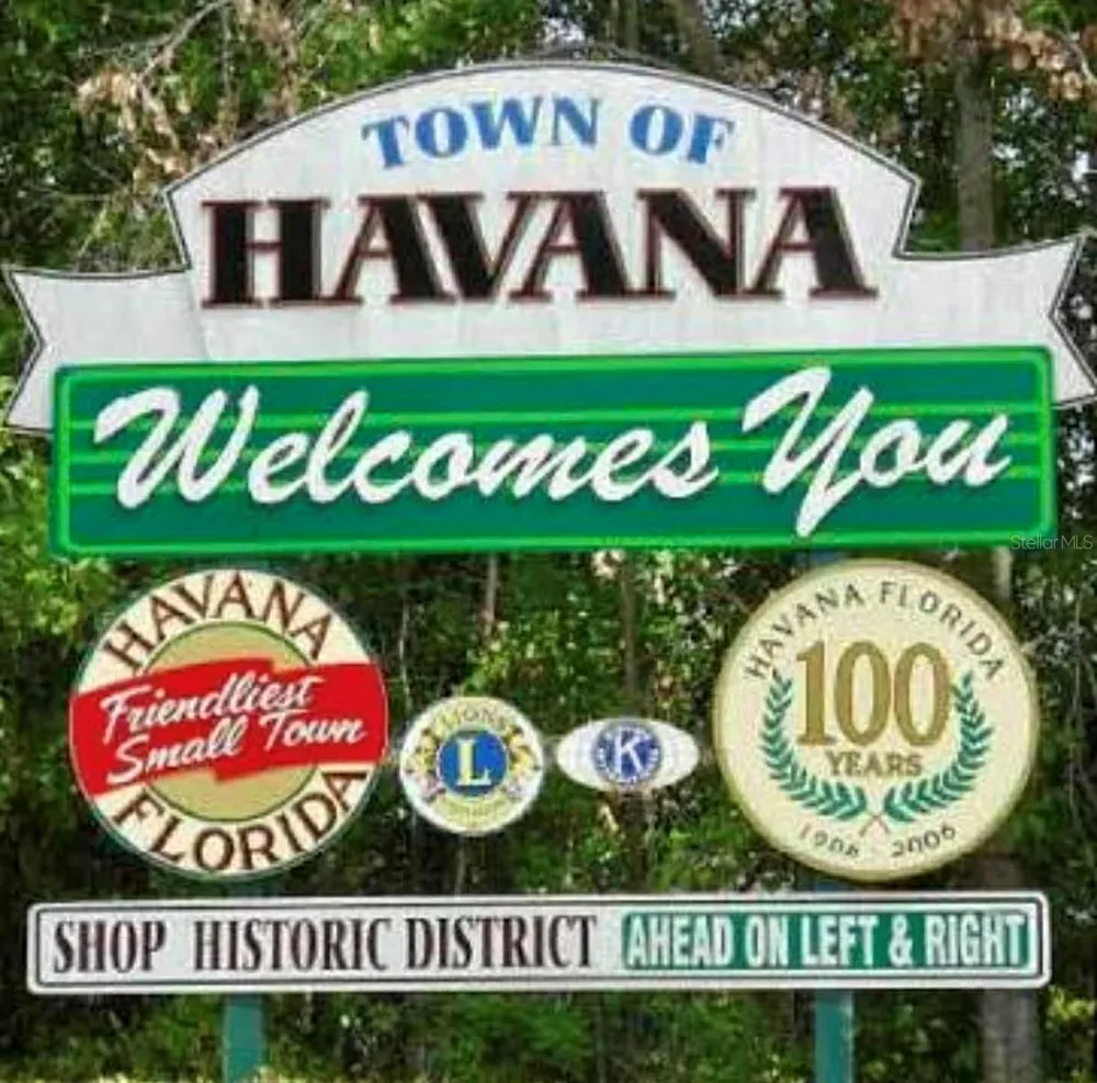 CHIPPEWA COURT Havana, FL 32333