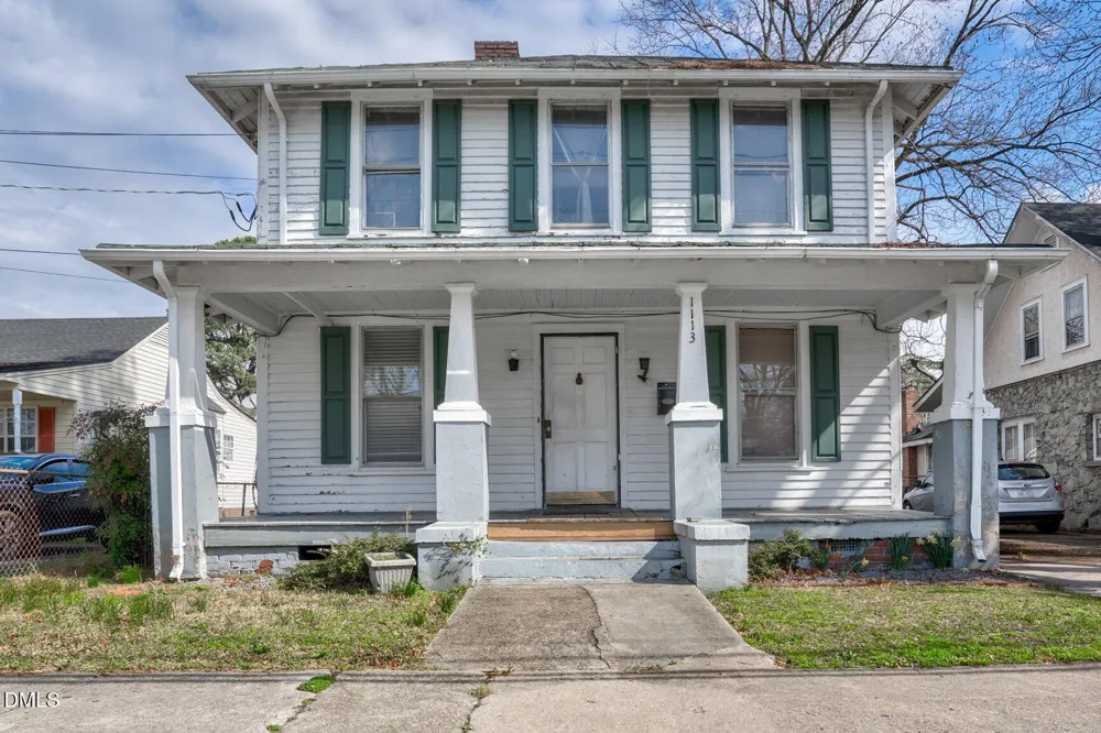 1113 Nash E Wilson, NC 27893