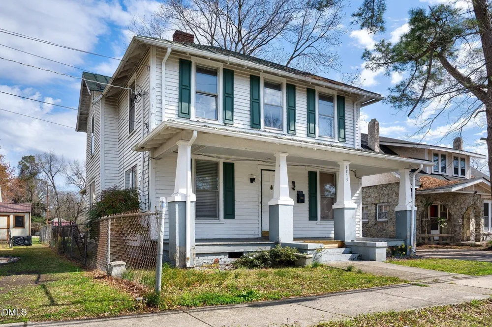 1113 Nash E Wilson, NC 27893