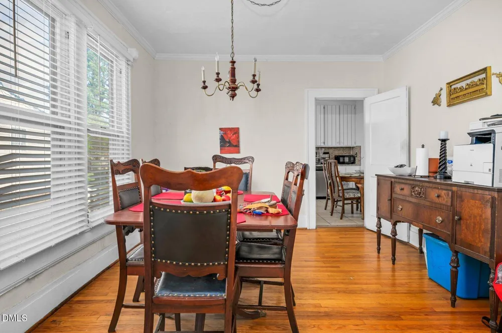 1113 Nash E Wilson, NC 27893