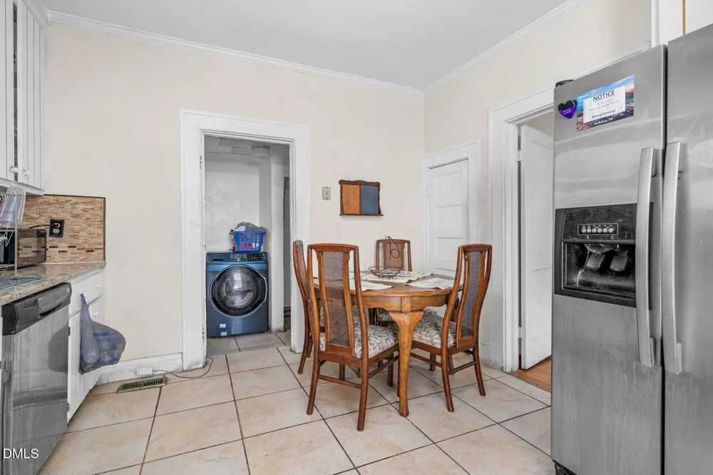 1113 Nash E Wilson, NC 27893