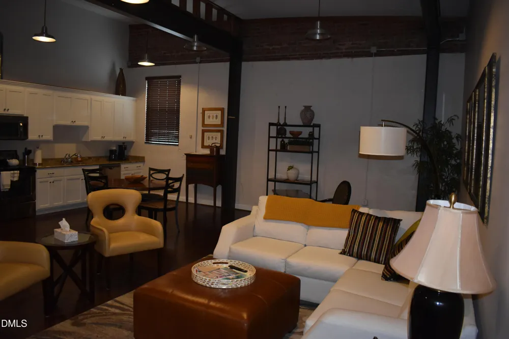 231-b Chatham Avenue #B Siler City, NC 27344