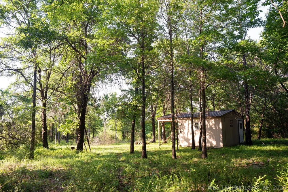 E 81st Street Fort Gibson, OK 74434