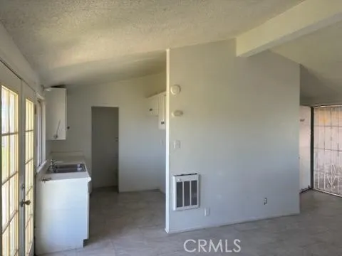 21024 79th California City, CA 93505