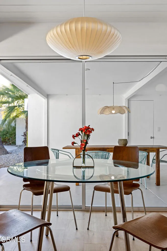 795 E Racquet Club Road Palm Springs, CA 92262