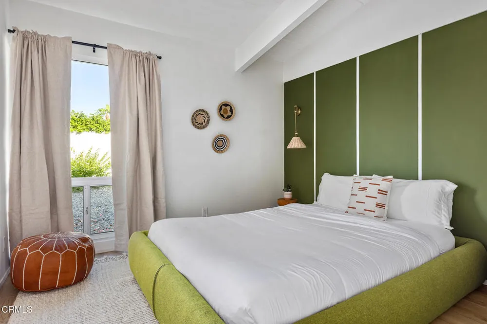 795 E Racquet Club Road Palm Springs, CA 92262
