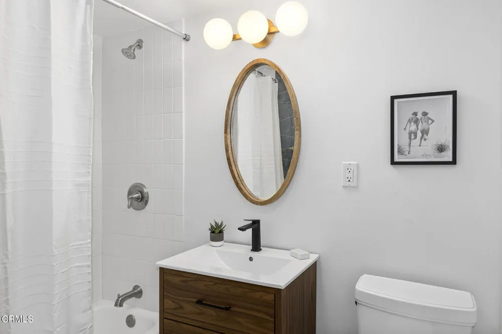 795 E Racquet Club Road Palm Springs, CA 92262