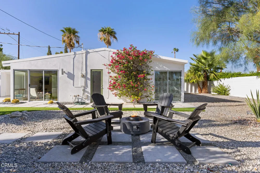 795 E Racquet Club Road Palm Springs, CA 92262