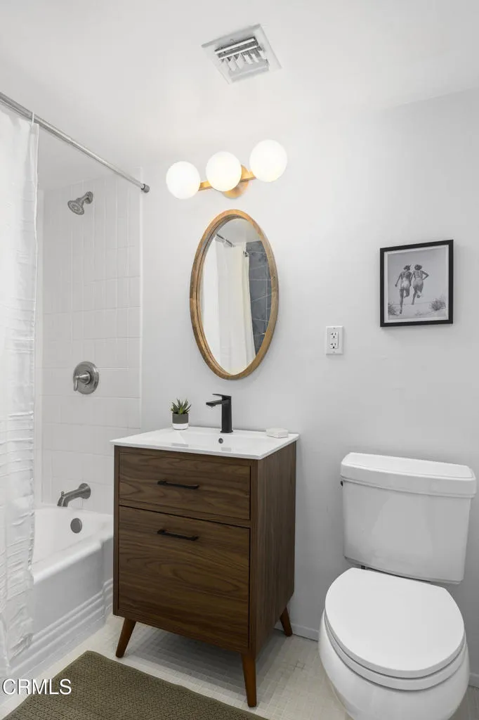 795 E Racquet Club Road Palm Springs, CA 92262