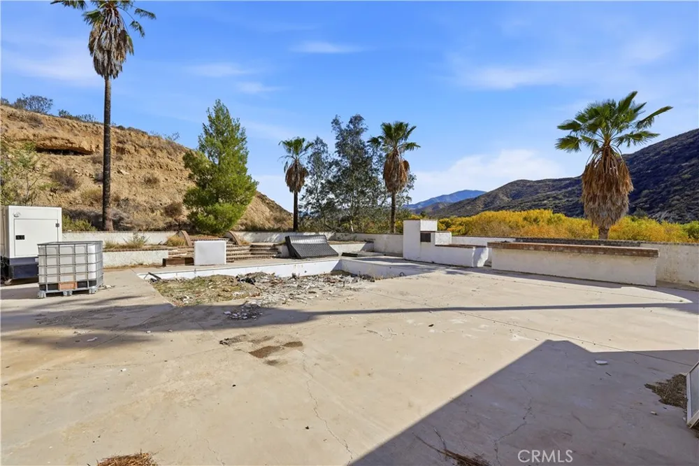 8235 Soledad Canyon Road Acton, CA 93510