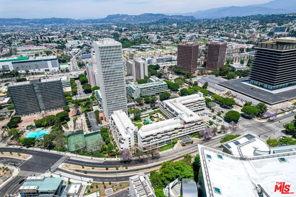 121 S Hope Street #431 Los Angeles, CA 90012