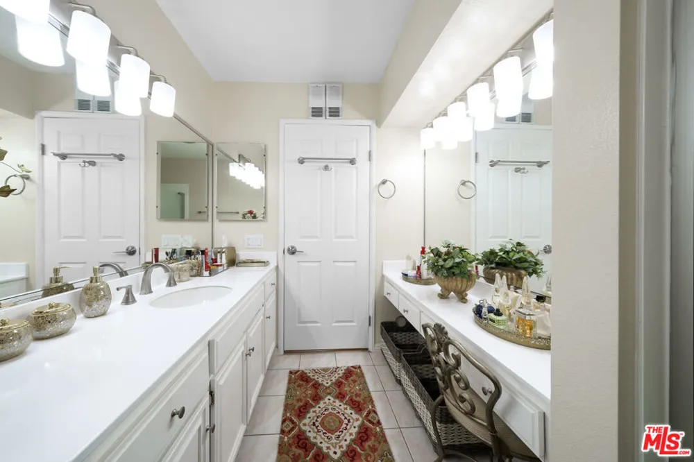 121 S Hope Street #431 Los Angeles, CA 90012