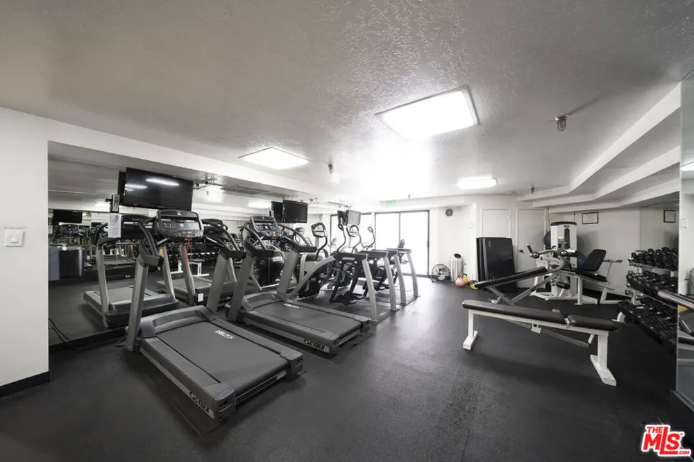 121 S Hope Street #431 Los Angeles, CA 90012