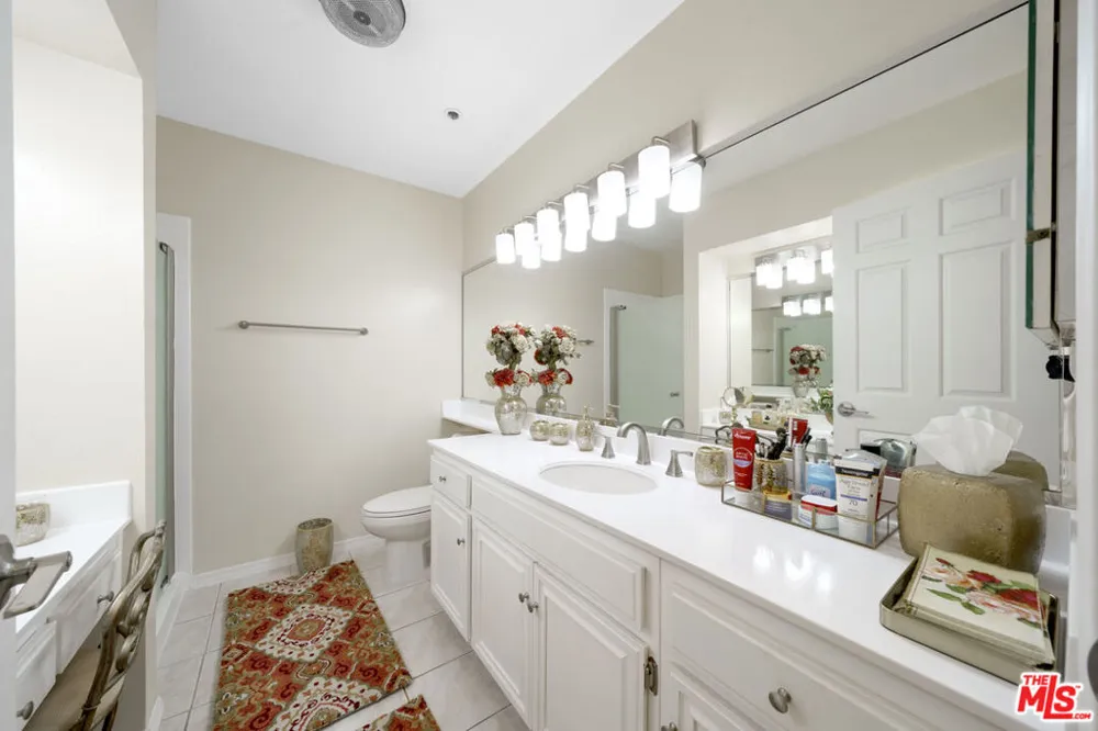 121 S Hope Street #431 Los Angeles, CA 90012