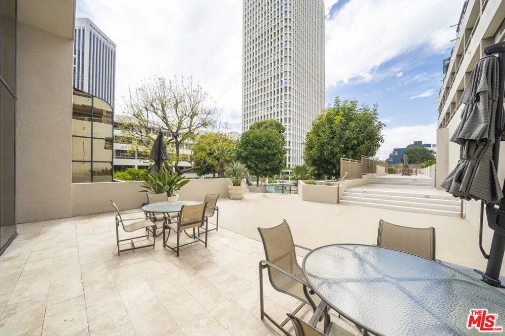 121 S Hope Street #431 Los Angeles, CA 90012