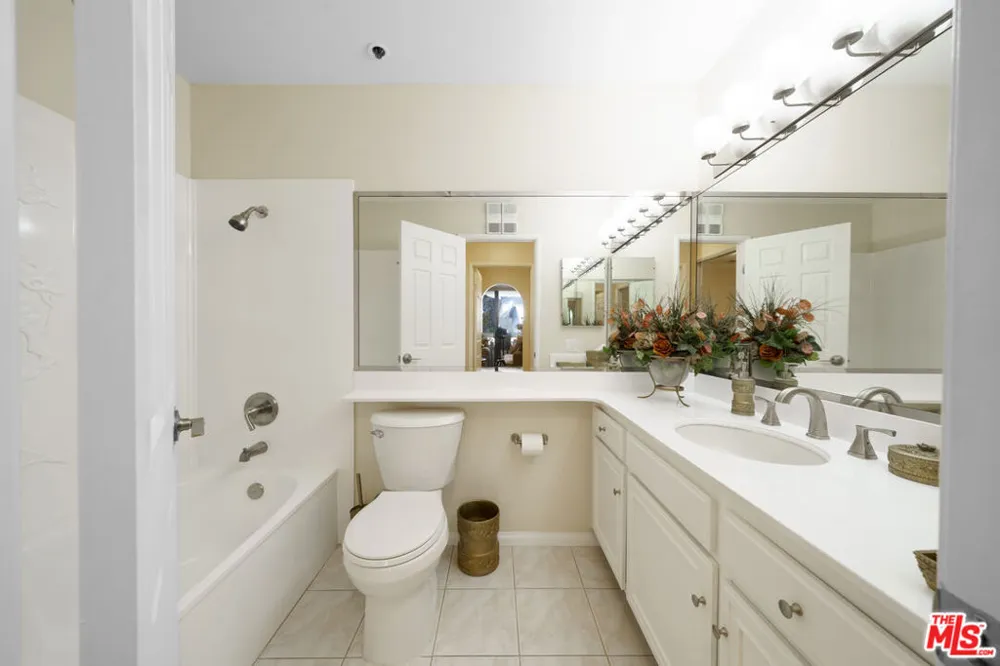 121 S Hope Street #431 Los Angeles, CA 90012